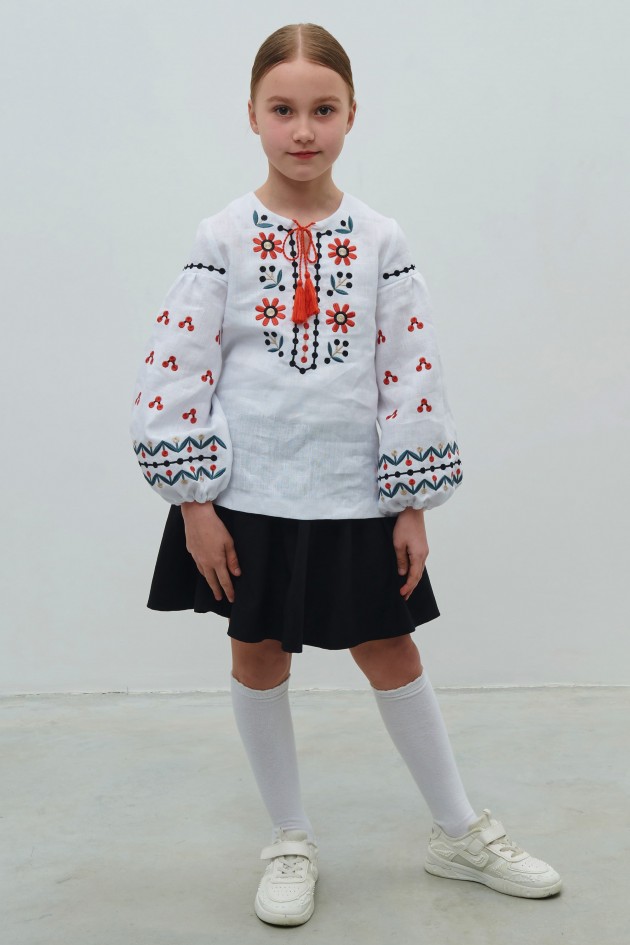 Blouse for a girl The flourishing of Maria Prymachenko work UKR-0241