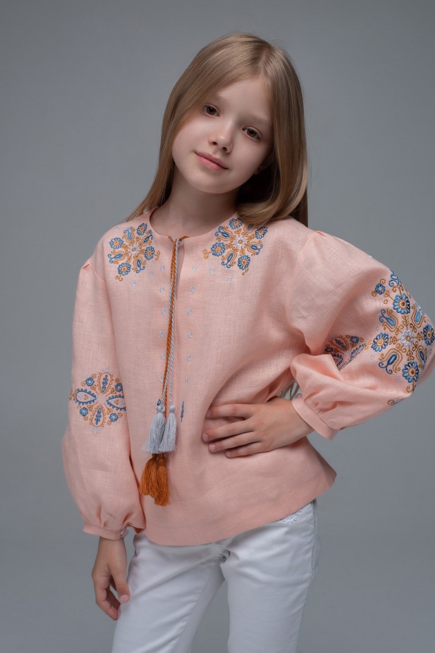Embroidered blouse for a girl Pink1