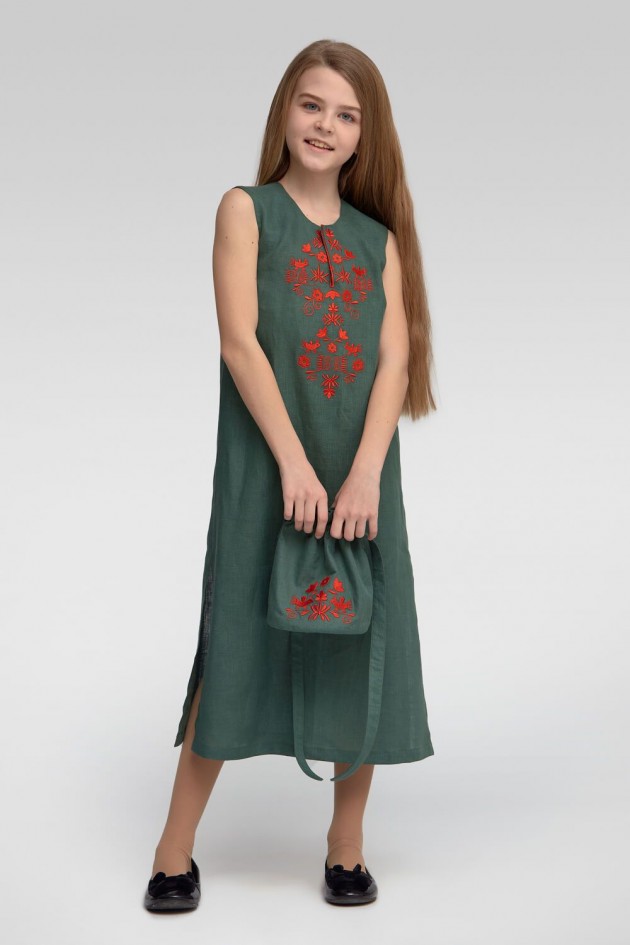 Embroidered embroidered dress for Green Sleeves Girl