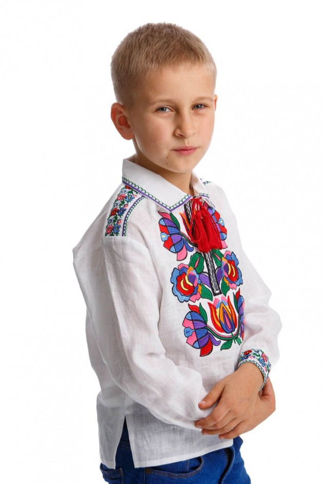 White embroidered embroidered shirt for a boy UKR-0129