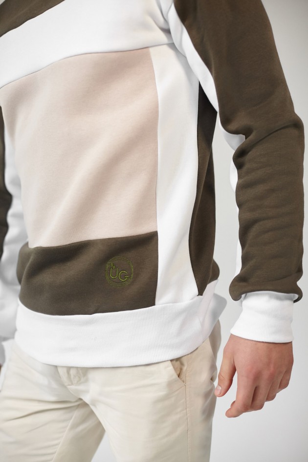Чоловічий вишитий світшот Khaki+White+Beige UKRS-9921