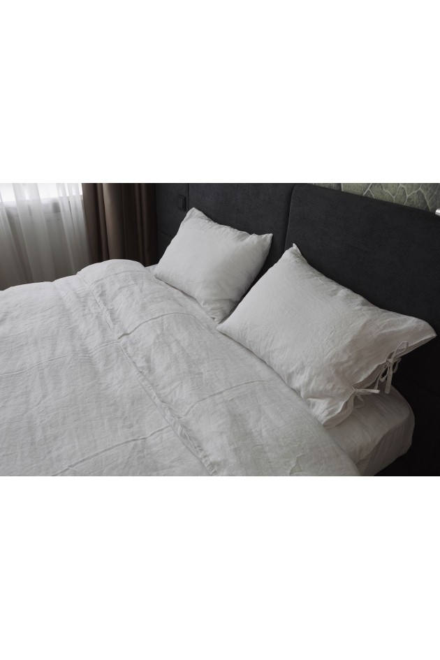 Snow -white linen bed kit