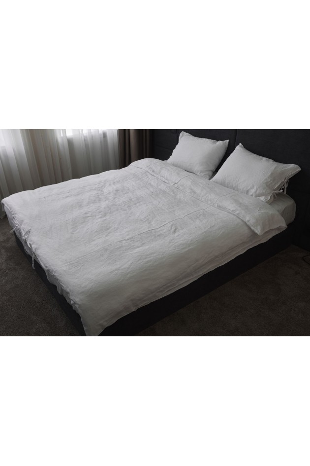 Snow -white linen bed kit