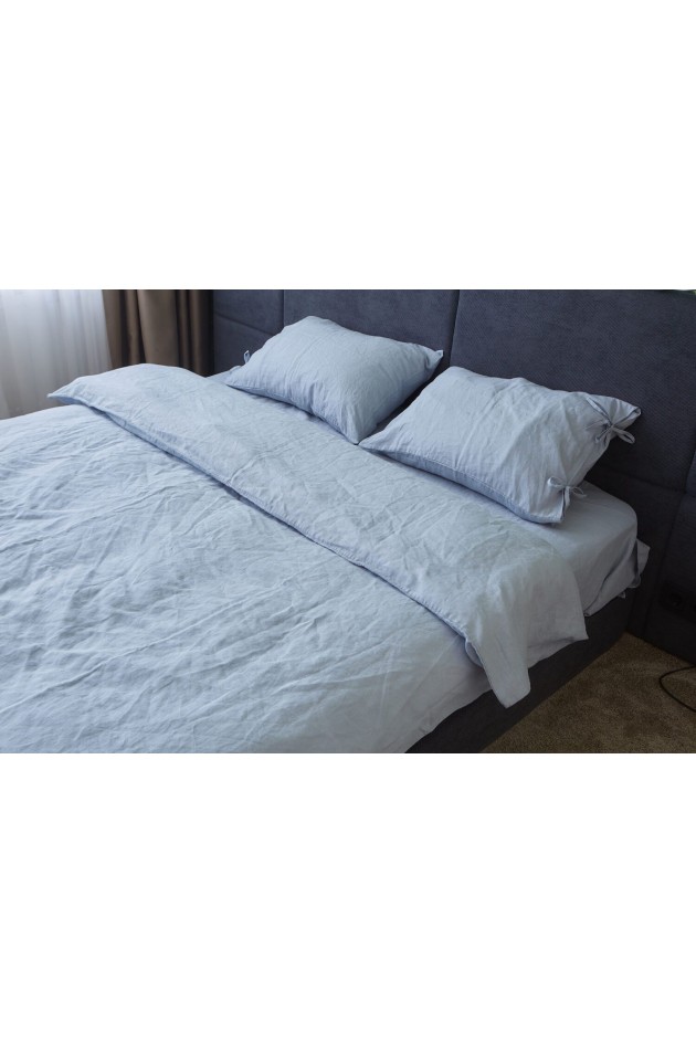 Bed linen of flax flax in the color of the morning haze