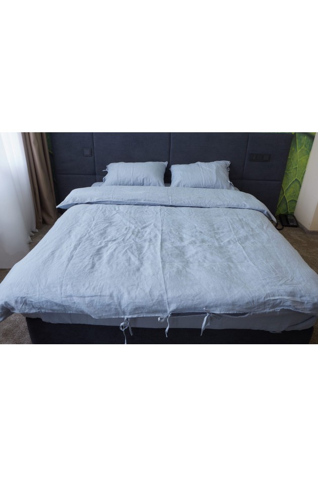 Bed linen of flax flax in the color of the morning haze