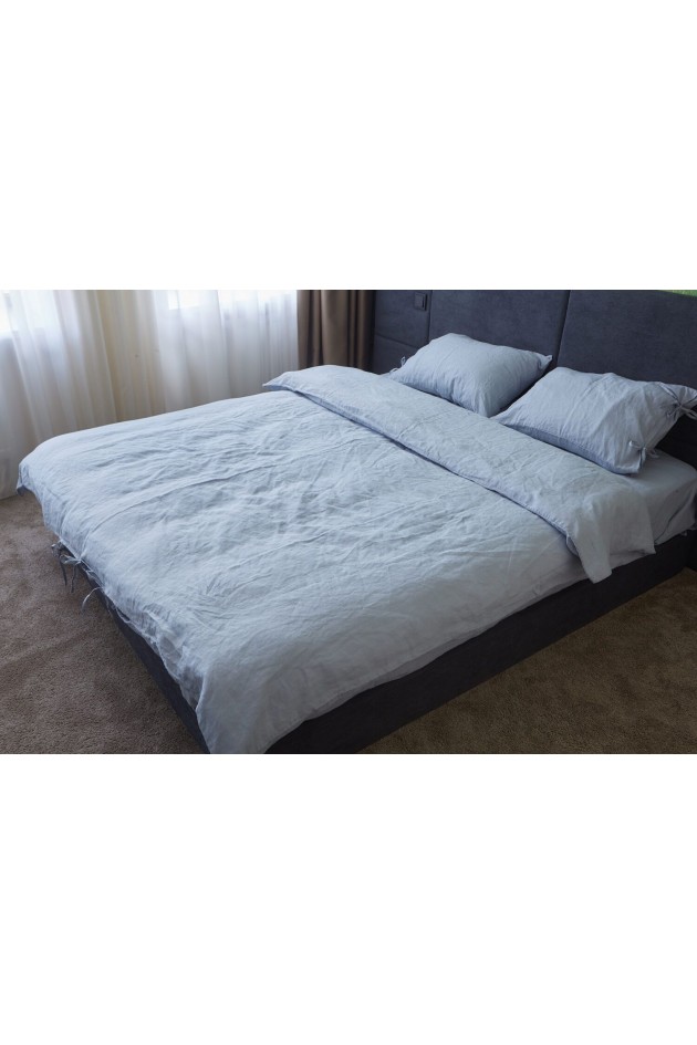 Bed linen of flax flax in the color of the morning haze