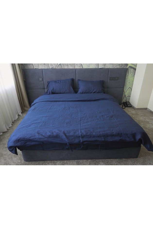 Deep blue linen POST-10011