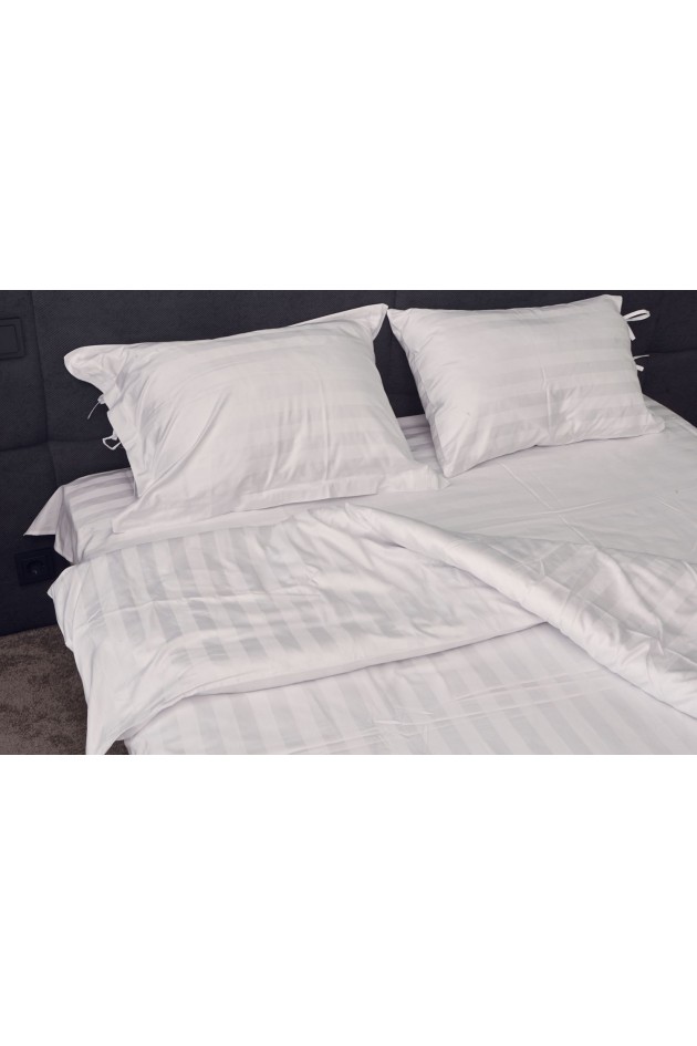 Exquisite white bed with a textured strip POST-10013