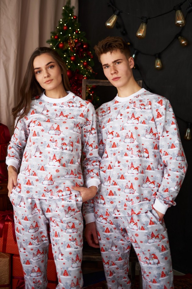 Pajamas for a couple with gnomes