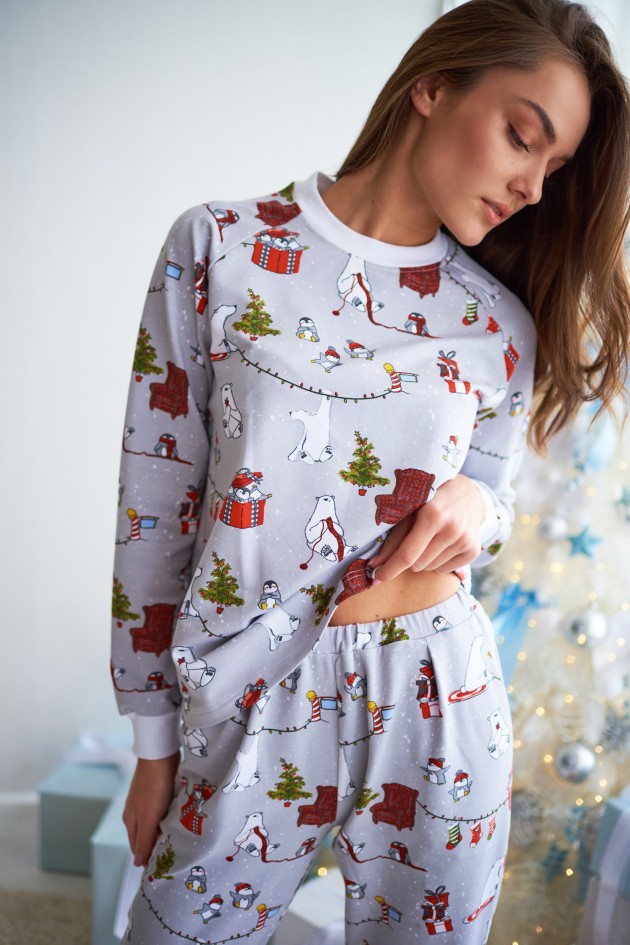 Women's warm Christmas pajamas