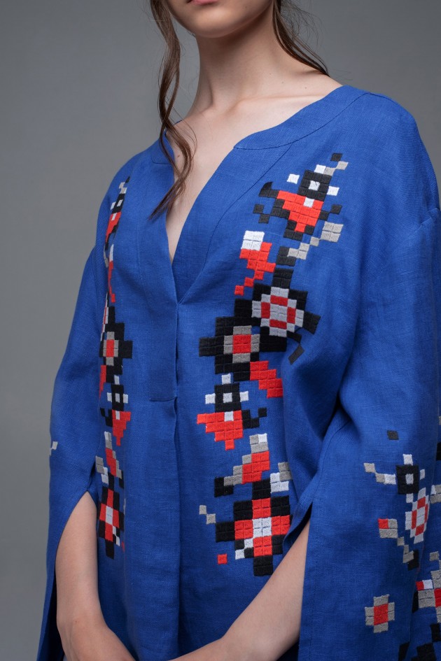 Жіноча вишиванка Blue/Electric UKR-5225