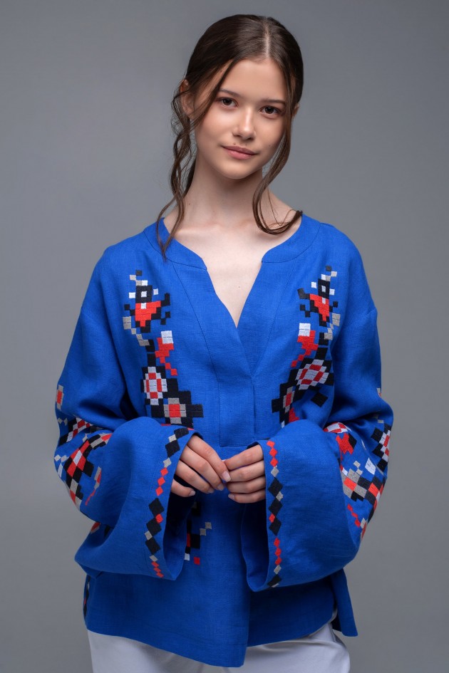 Жіноча вишиванка Blue/Electric UKR-5225