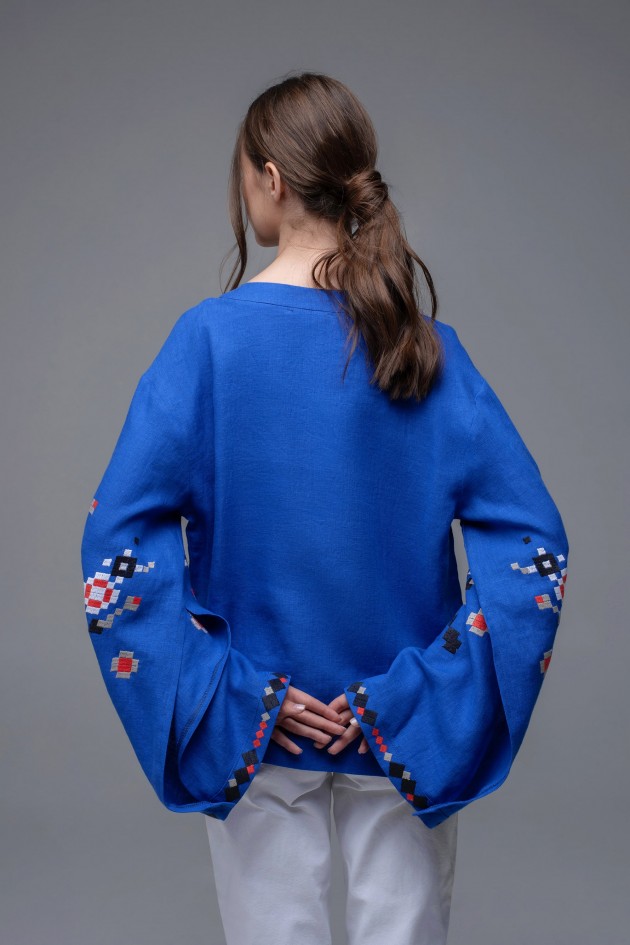 Жіноча вишиванка Blue/Electric UKR-5225