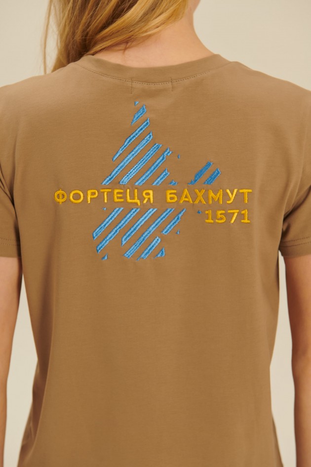 Женская вышитая футболка Фортеця Бахмут 2 UKR-6231