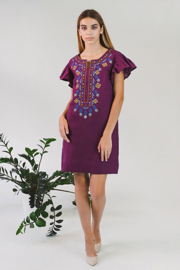 Жіноча вишита сукня Plum UKR-4186