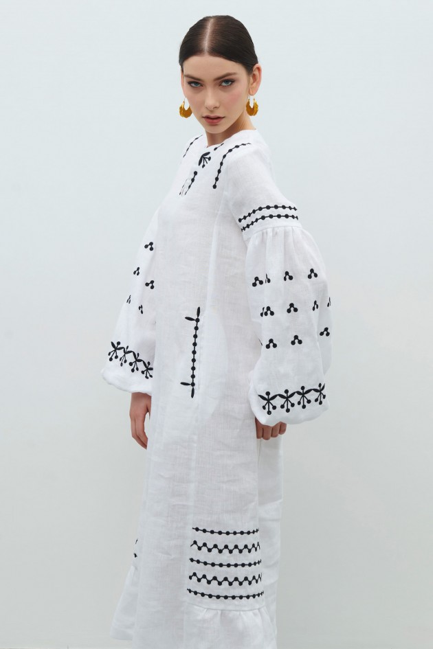 Dovga embroidered white cloth cloth Vinok UKR-4247